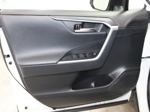 Used 2024 Toyota RAV4 Adventure AWD/4WD image 17