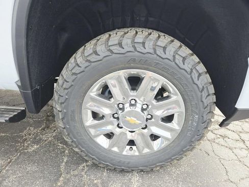 New 2026 Chevrolet Silverado 3500 High Country w/ High Country Premium Package AWD/4WD image 16