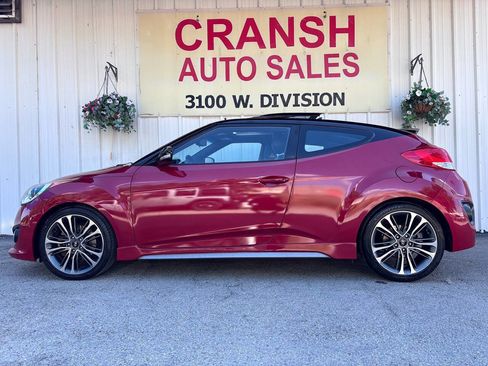 Used 2016 Hyundai Veloster Turbo w/ Option Group 04 FWD image 5