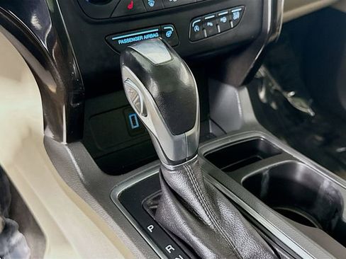 Used 2018 Ford Escape Titanium image 17