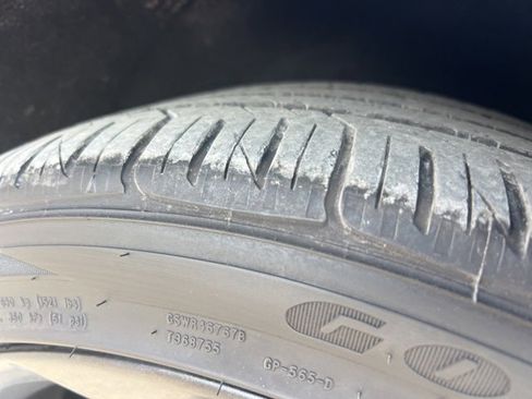 Used 2020 Chevrolet Camaro LT w/ Technology Package image 23