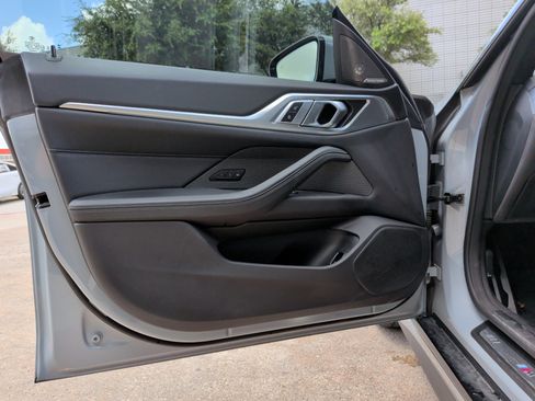 Used 2022 BMW i4 eDrive40 w/ M Sport Package RWD image 13