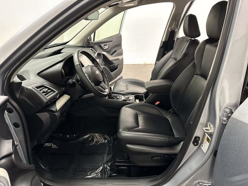 Used 2022 Subaru Forester Limited w/ Popular Package #2 AWD/4WD image 18