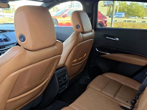 Used 2023 Cadillac XT4 Sport image 28