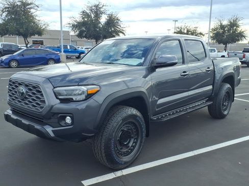 Certified 2023 Toyota Tacoma TRD Off-Road image 12