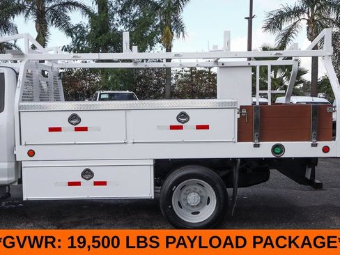 Used 2019 Ford F550 2WD Regular Cab Super Duty image 5