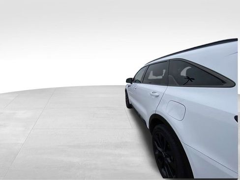 Used 2022 Kia Sorento SX image 6