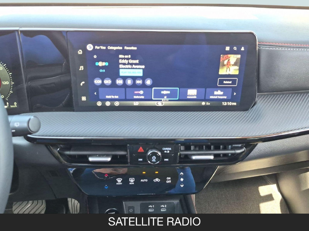 Certified 2026 Nissan Kicks SR FWD image 25