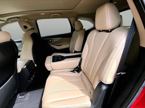 Certified 2023 Acura MDX FWD w/ Technology Package image 21