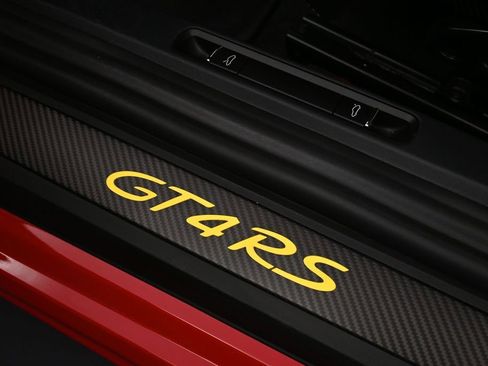 Certified 2025 Porsche 718 Cayman GT4 RS RWD image 27
