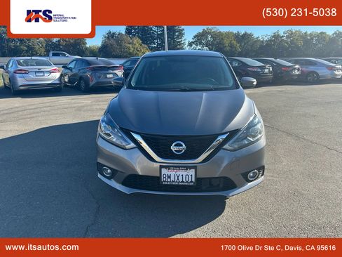 Used 2019 Nissan Sentra SR w/ Exterior Package image 4