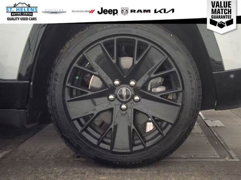 Used 2024 Jeep Wagoneer Launch Edition AWD/4WD image 12