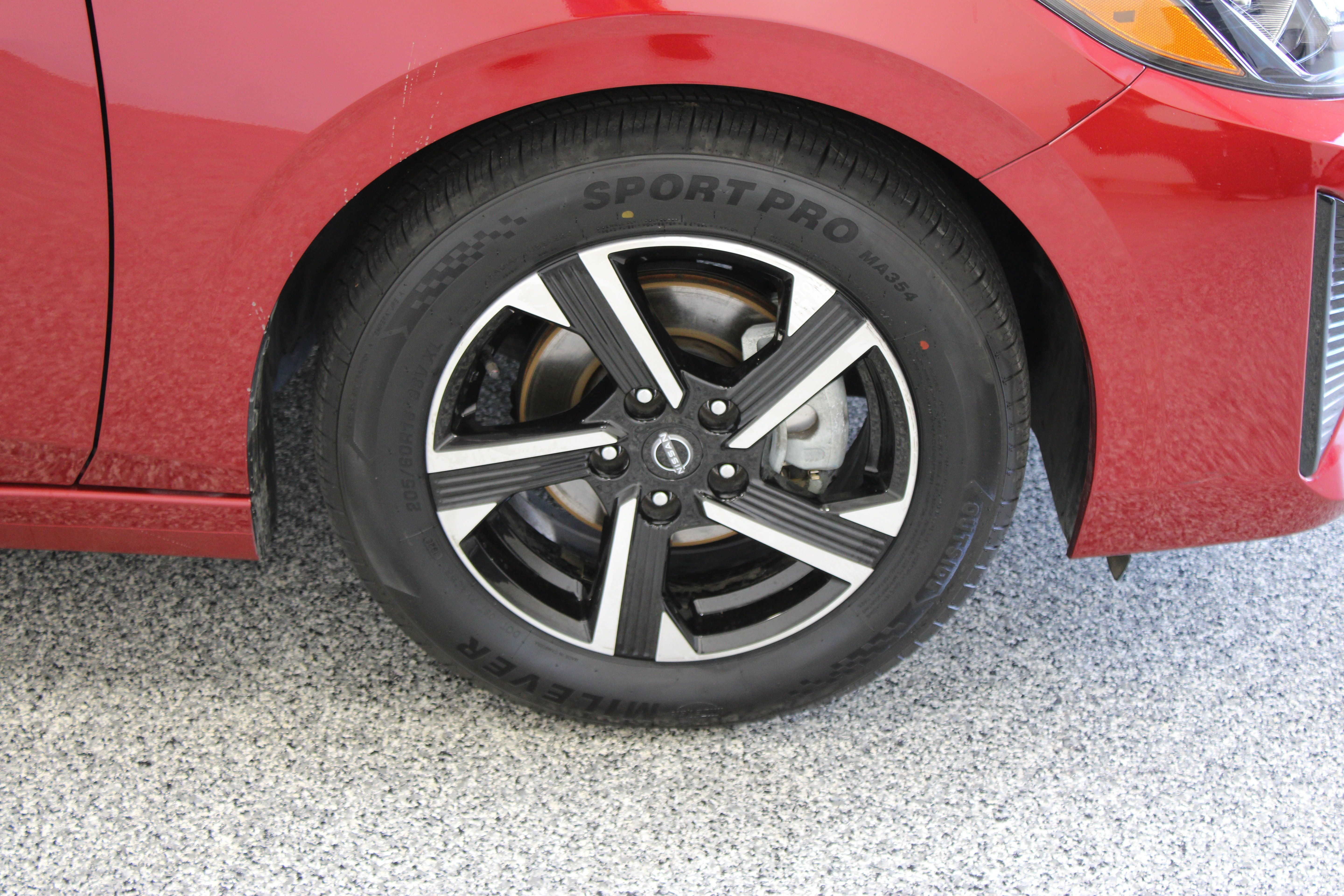 Used 2024 Nissan Sentra SV FWD image 5