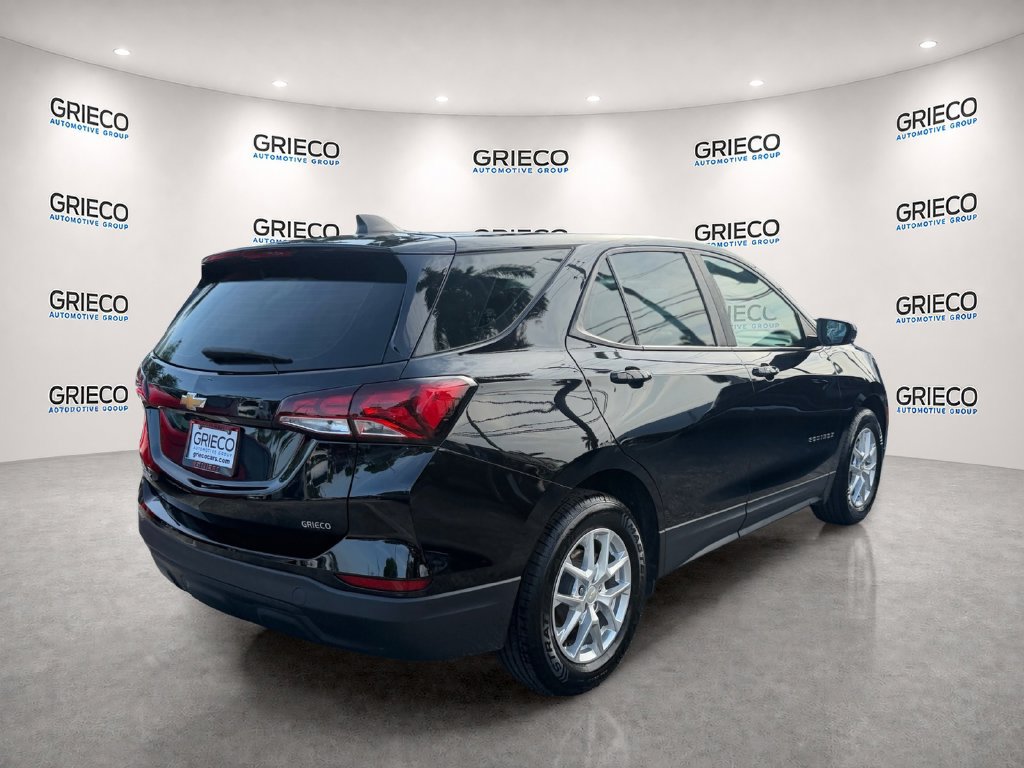Used 2022 Chevrolet Equinox LS FWD image 7