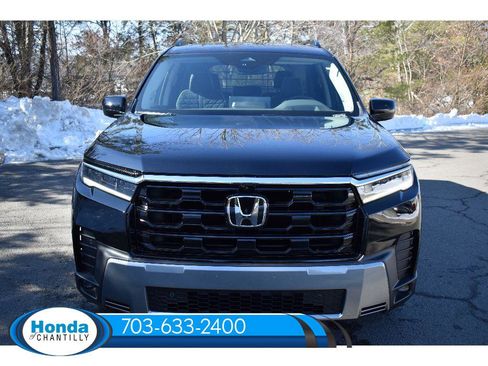 New 2026 Honda Pilot Elite image 2