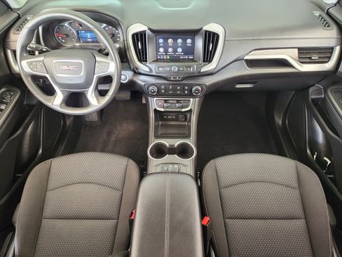 Used 2024 GMC Terrain SLE AWD/4WD image 27