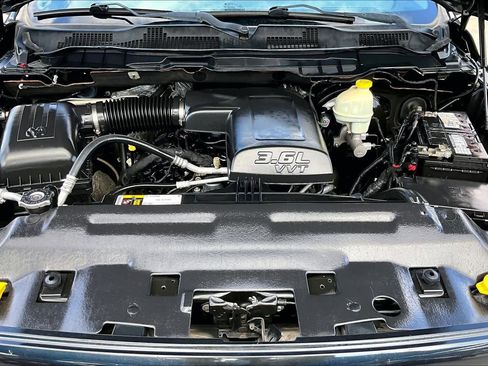 Used 2016 RAM 1500 Express w/ Black Ram 1500 Express Group image 30