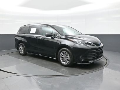 Used 2025 Toyota Sienna XLE w/ XLE Plus Package