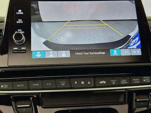 New 2026 Honda Odyssey Touring image 21