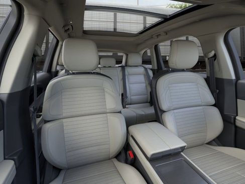 New 2026 Lincoln Nautilus Reserve image 39