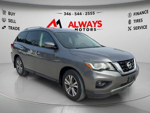 Used 2018 Nissan Pathfinder SV FWD image 3