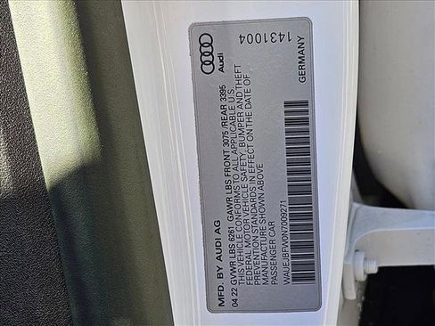 Used 2022 Audi e-tron GT Prestige image 21