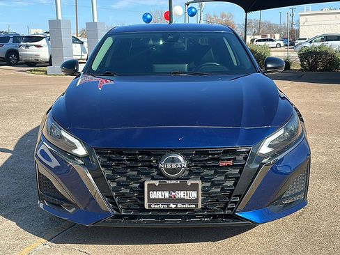 Used 2023 Nissan Altima 2.0 SR image 11