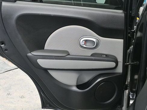 Used 2019 Kia Soul image 14