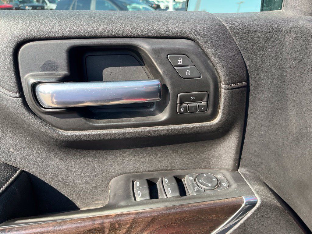 Used 2020 GMC Sierra 1500 Denali w/ Driver Alert Package II AWD/4WD image 9