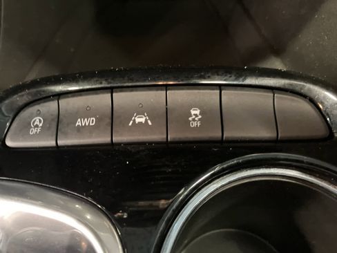 Used 2020 Buick Encore GX Select w/ Experience Buick Package image 19