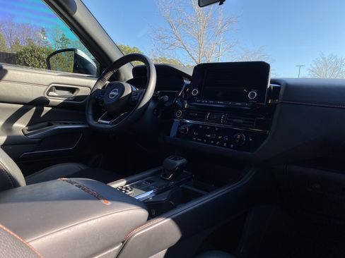 Used 2023 Nissan Pathfinder Rock Creek image 6