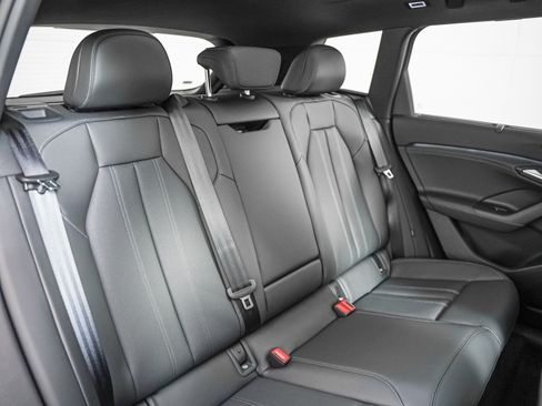 New 2027 Audi Q6 e-tron Premium Plus AWD/4WD image 13