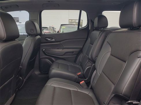 Used 2022 GMC Acadia SLT w/ Preferred Package image 37