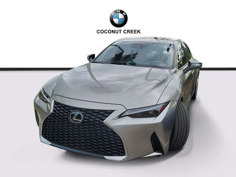 Used 2023 Lexus IS 300 w/ Comfort Package RWD image 3