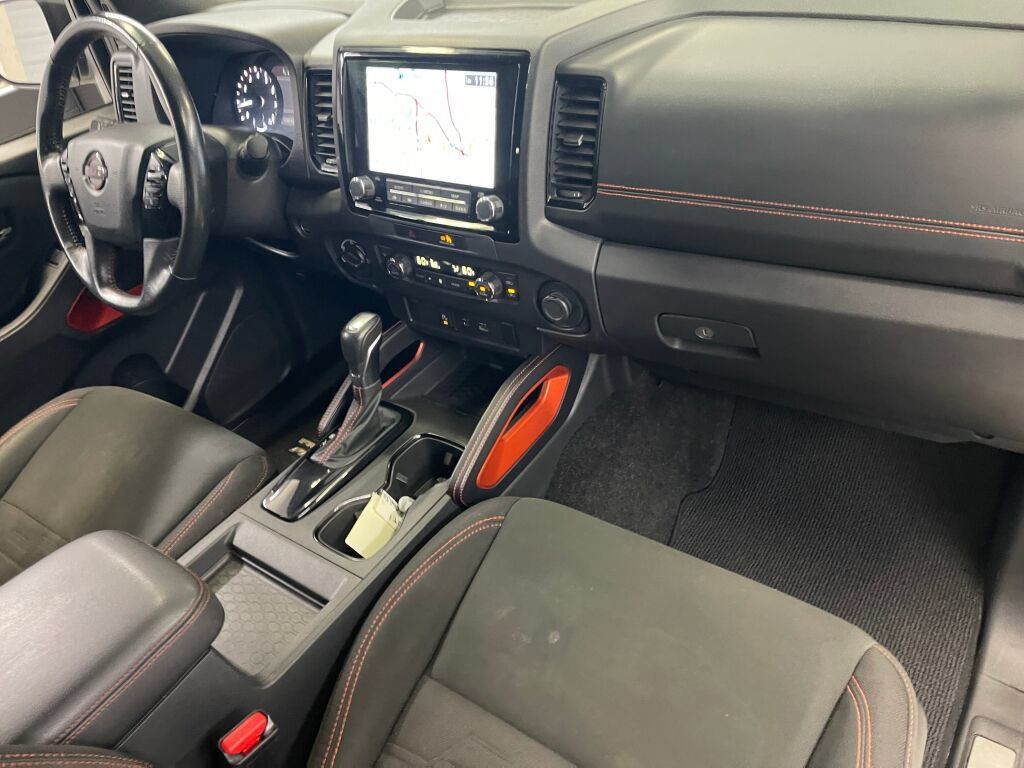 Used 2023 Nissan Frontier PRO-4X w/ Technology Package AWD/4WD image 27