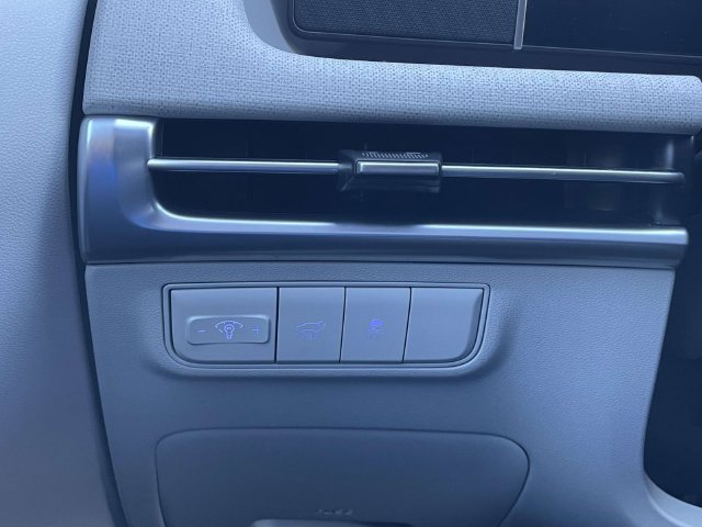 Certified 2025 Hyundai Tucson SEL FWD image 20