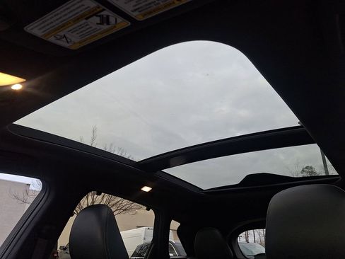 Used 2019 INFINITI QX50 Essential w/ Sensory Package image 14