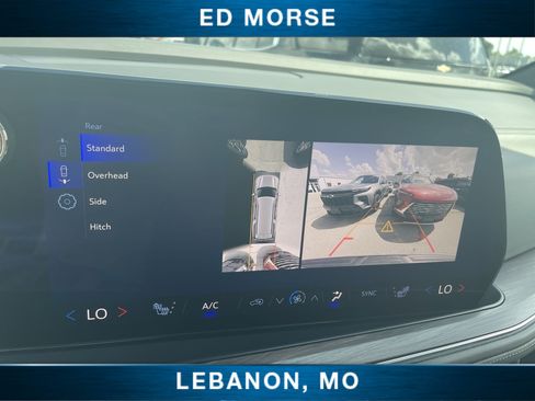 Certified 2025 Chevrolet Suburban Z71 AWD/4WD image 14