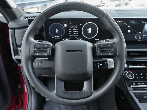 Used 2024 Hyundai Santa Fe Calligraphy AWD/4WD image 9