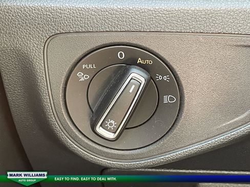 Used 2022 Volkswagen Atlas SEL R-Line image 25