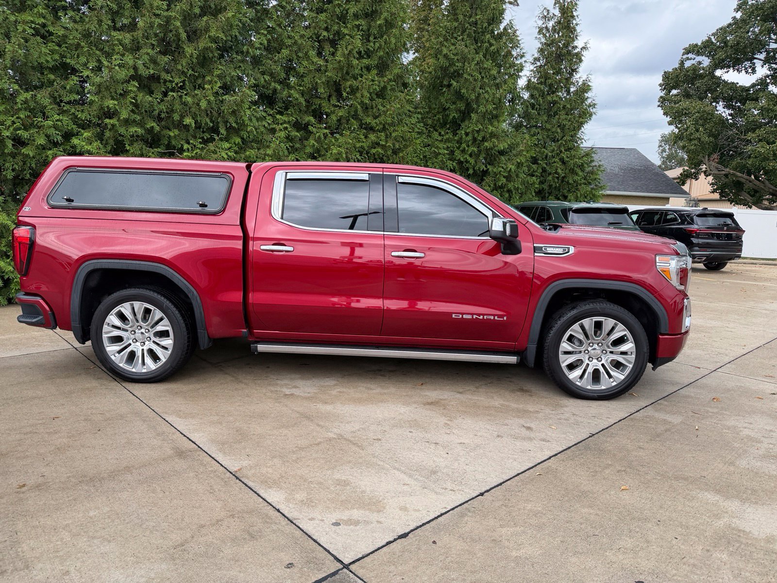 Used 2020 GMC Sierra 1500 Denali w/ Denali Ultimate Package AWD/4WD image 2