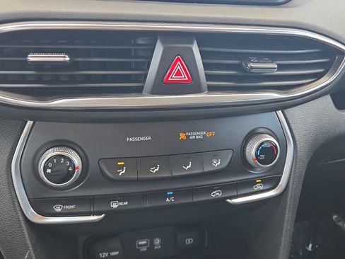 Used 2019 Hyundai Santa Fe SE FWD image 29