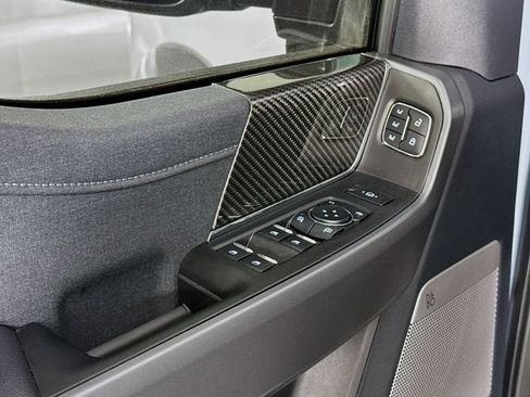 New 2026 Ford F250 Lariat w/ Black Appearance Package image 18