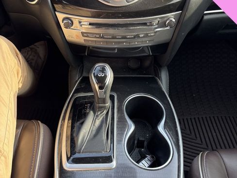 Used 2019 INFINITI QX60 Luxe w/ Essential Package image 16