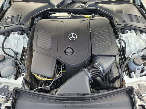 Used 2025 Mercedes-Benz CLE 300 4MATIC Cabriolet image 10