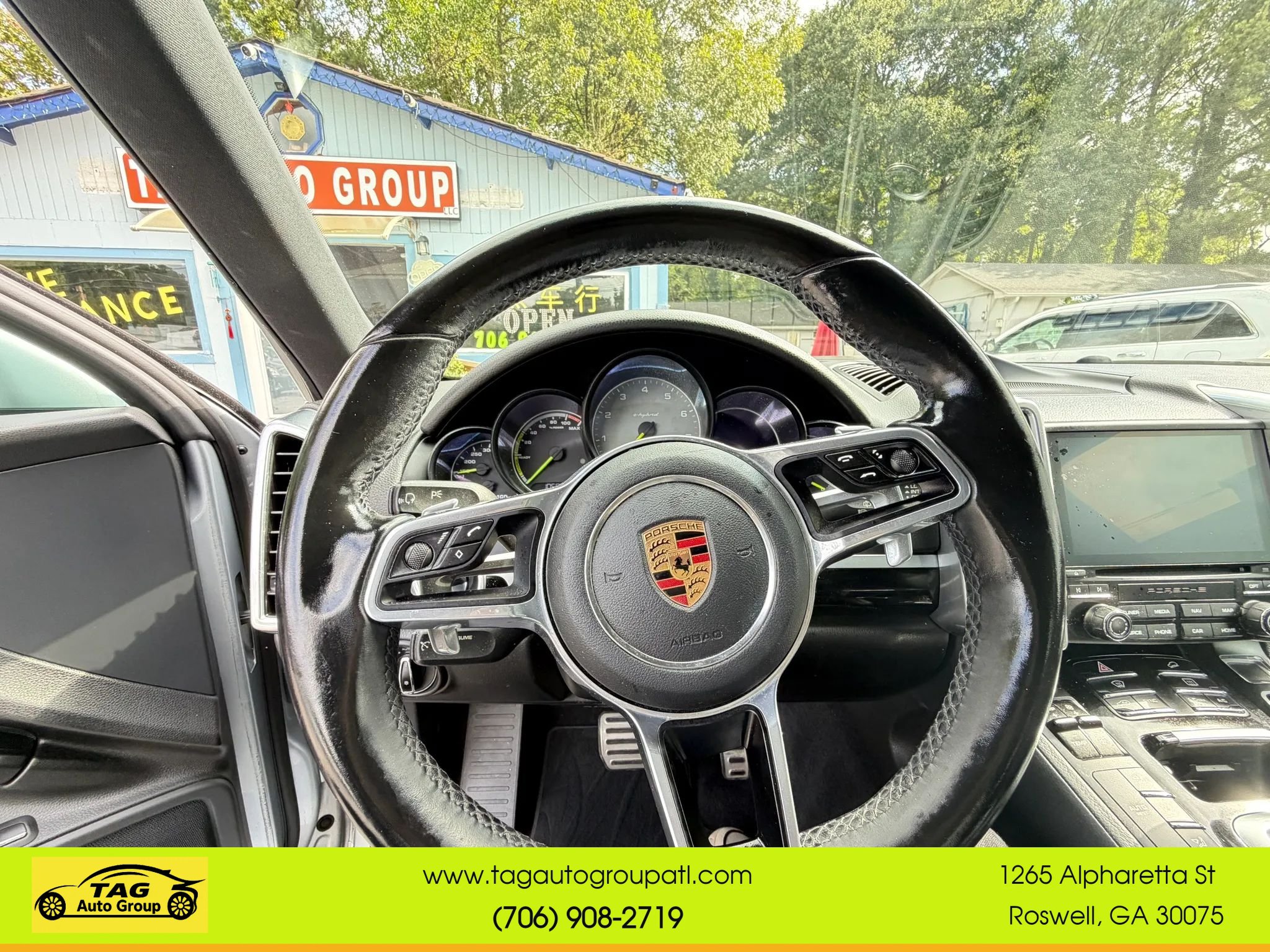 Used 2017 Porsche Cayenne S Platinum AWD/4WD image 17