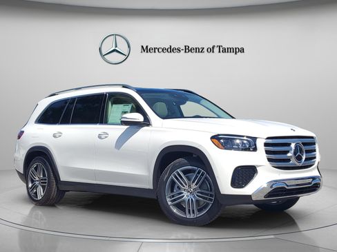 New 2026 Mercedes-Benz GLS 450 4MATIC image 4