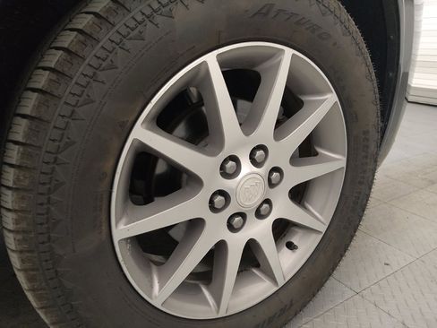 Used 2017 Buick Enclave Leather FWD image 31