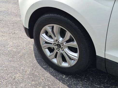 Used 2023 Ford Edge Titanium AWD/4WD image 22