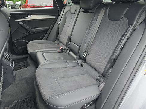Used 2023 Audi Q5 e Premium Plus w/ Premium Plus Package AWD/4WD image 14